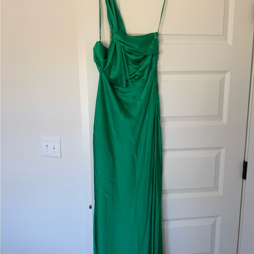 Hello Molly Emerald One-Shoulder Satin Gown - Picture 2 of 3